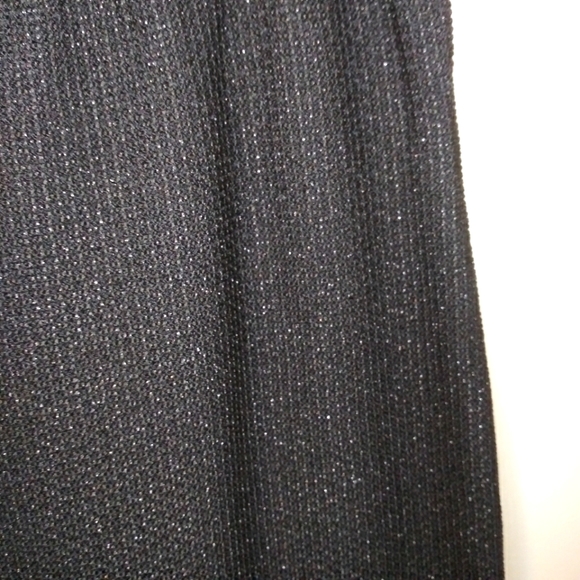 Vintage 80-90s Quiet Luxury Black/Silver Sparkly Santana Knit Style Pencil Skirt - Picture 2 of 5